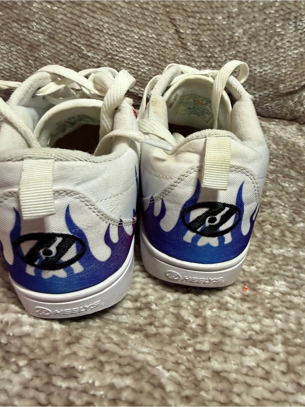 Heelys shoes youth